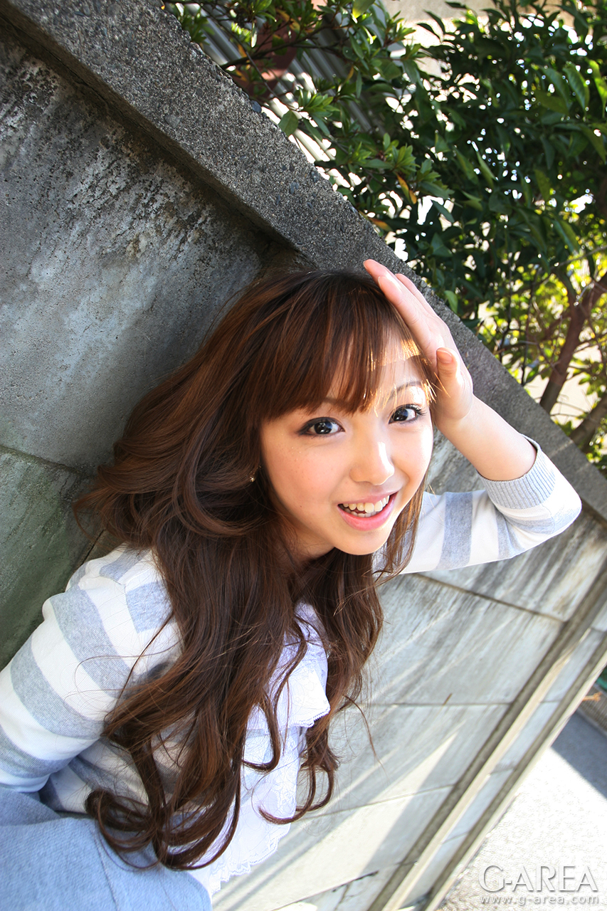 �摜���N���b�N����Ǝ��֐i�݂܂�