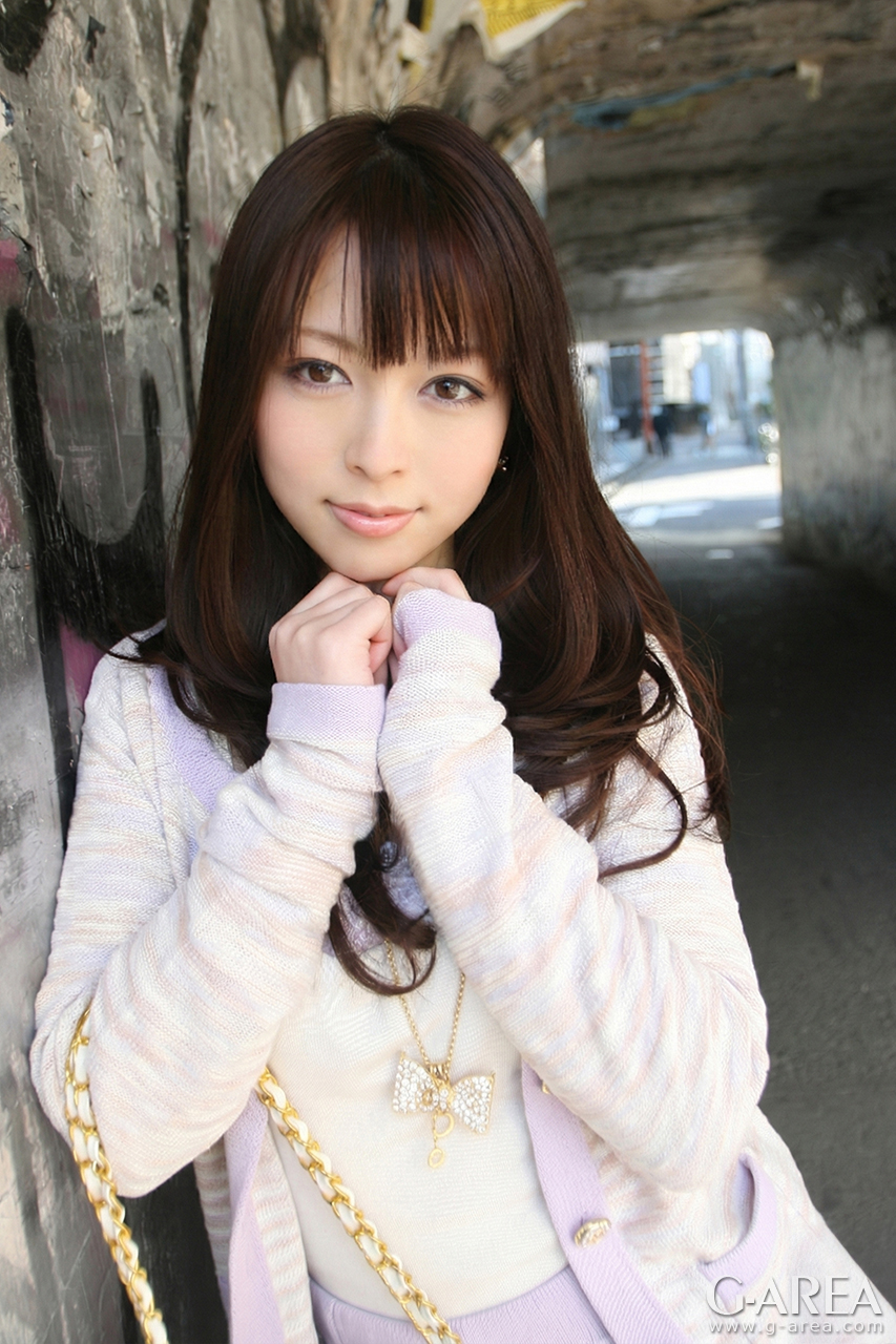 �摜���N���b�N����Ǝ��֐i�݂܂�