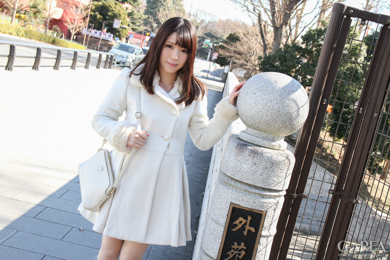 �摜���N���b�N����Ǝ��֐i�݂܂�