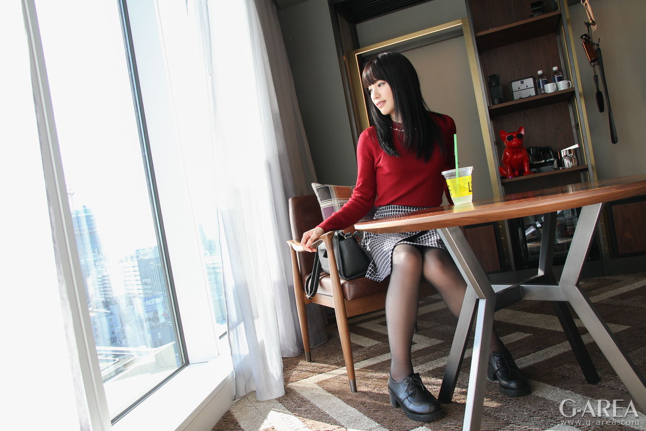 �摜���N���b�N����Ǝ��֐i�݂܂�