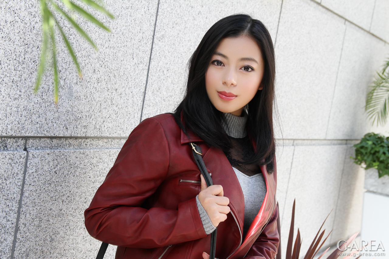 �摜���N���b�N����Ǝ��֐i�݂܂�