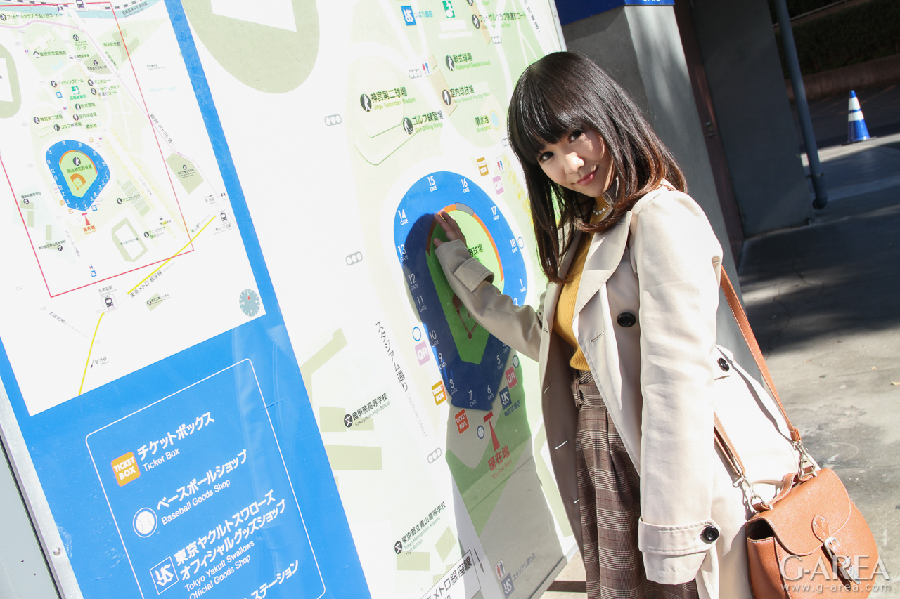 �摜���N���b�N����Ǝ��֐i�݂܂�