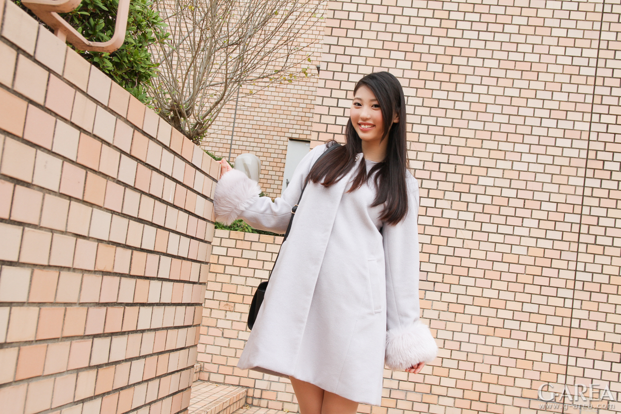 �摜���N���b�N����Ǝ��֐i�݂܂�