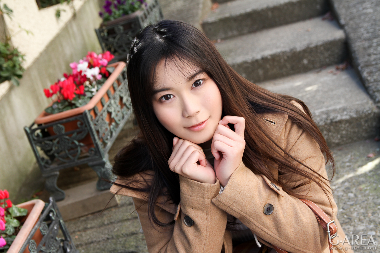 �摜���N���b�N����Ǝ��֐i�݂܂�