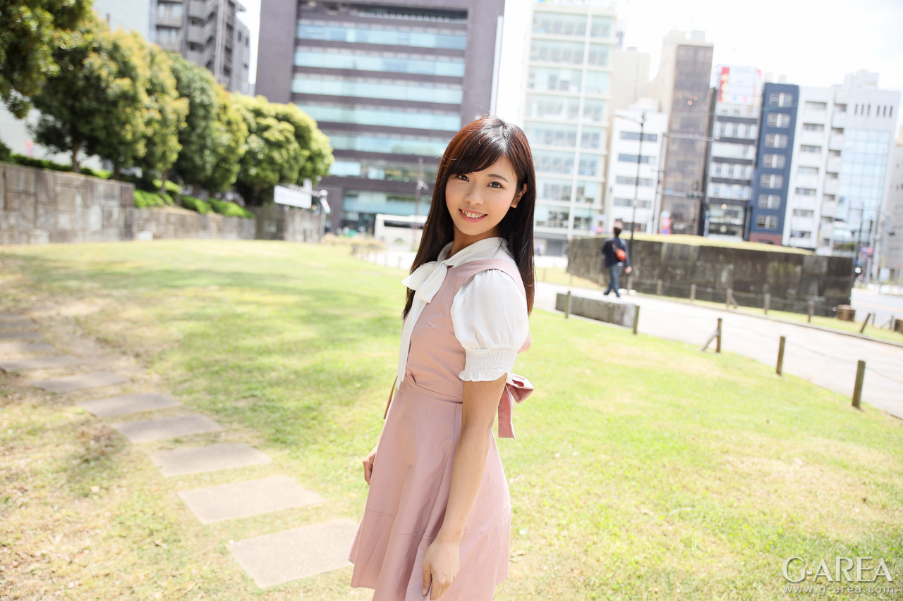 �摜���N���b�N����Ǝ��֐i�݂܂�