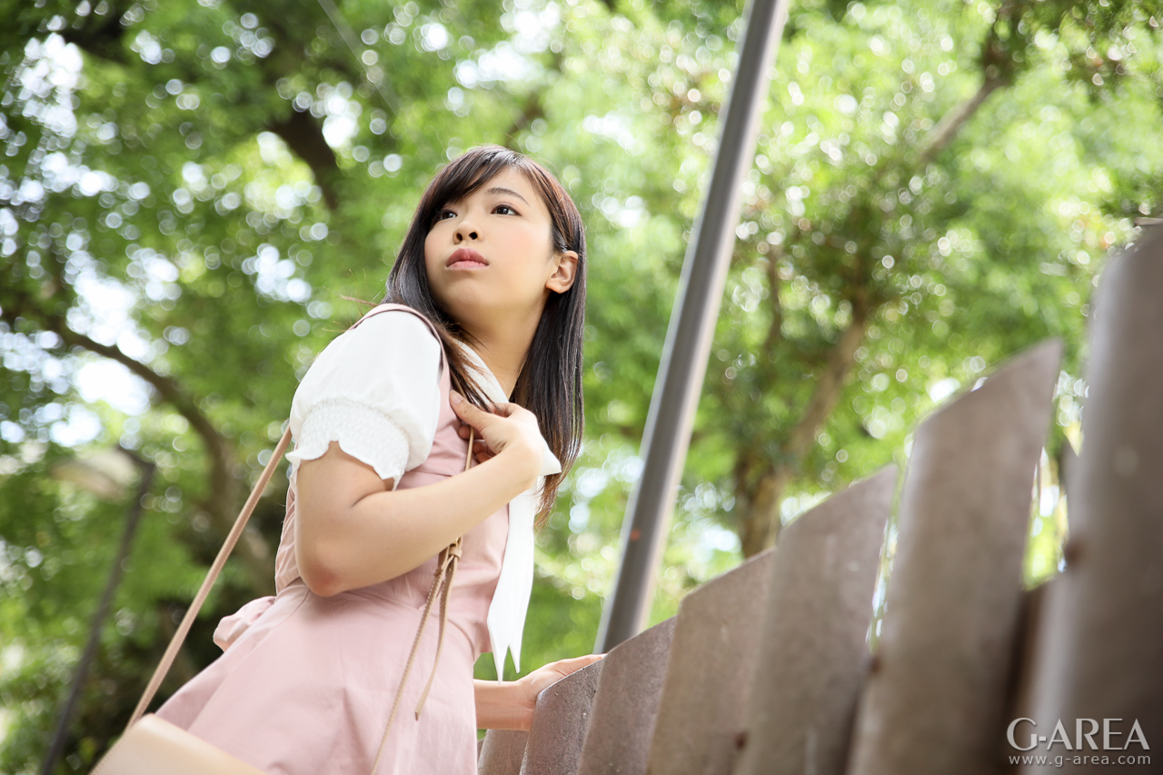 �摜���N���b�N����Ǝ��֐i�݂܂�