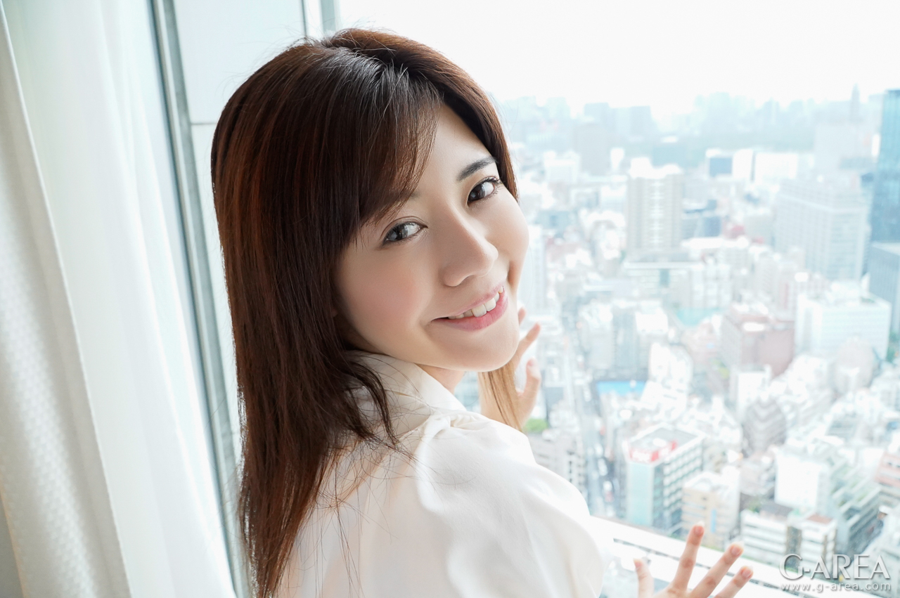 �摜���N���b�N����Ǝ��֐i�݂܂�