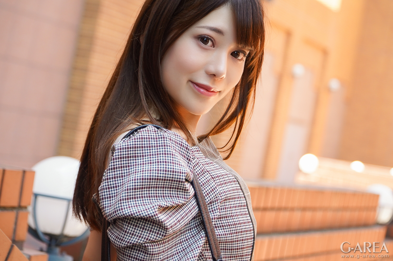 �摜���N���b�N����Ǝ��֐i�݂܂�