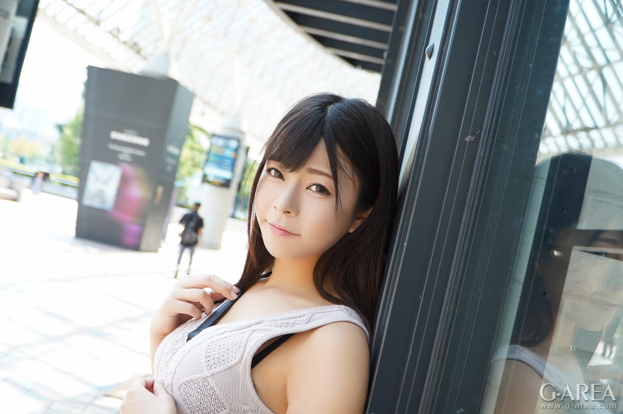 �摜���N���b�N����Ǝ��֐i�݂܂�