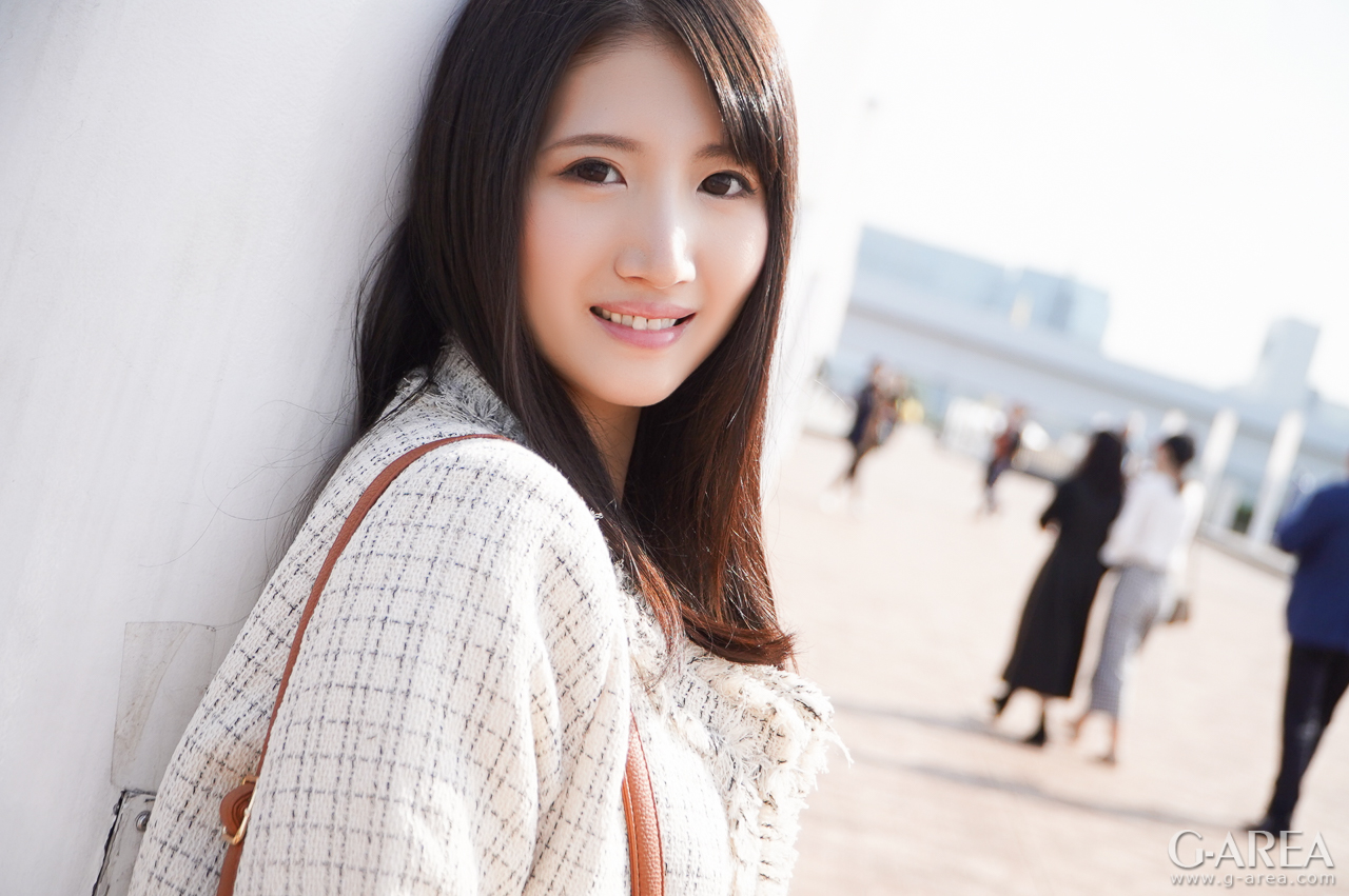 �摜���N���b�N����Ǝ��֐i�݂܂�