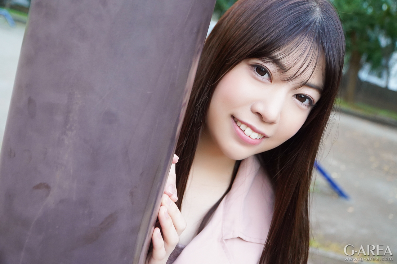 �摜���N���b�N����Ǝ��֐i�݂܂�