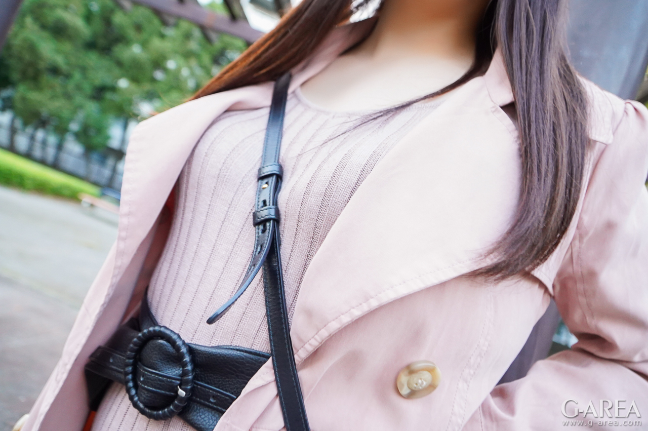 �摜���N���b�N����Ǝ��֐i�݂܂�