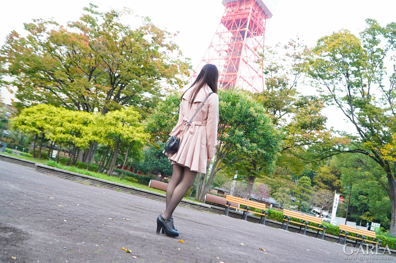 �摜���N���b�N����Ǝ��֐i�݂܂�