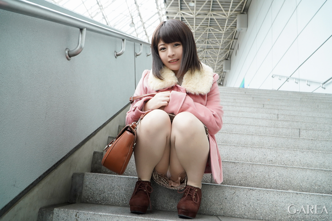 �摜���N���b�N����Ǝ��֐i�݂܂�