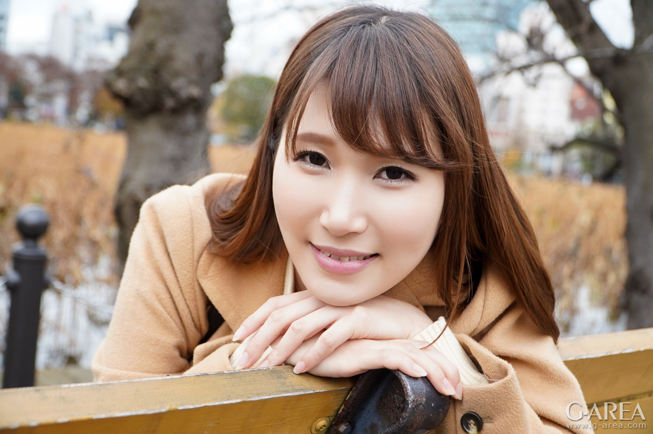 �摜���N���b�N����Ǝ��֐i�݂܂�