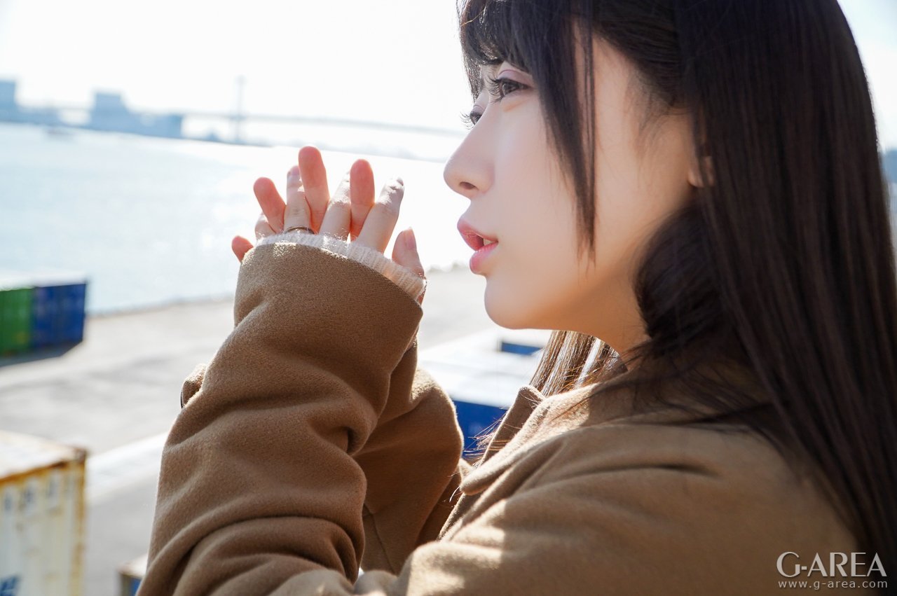 �摜���N���b�N����Ǝ��֐i�݂܂�