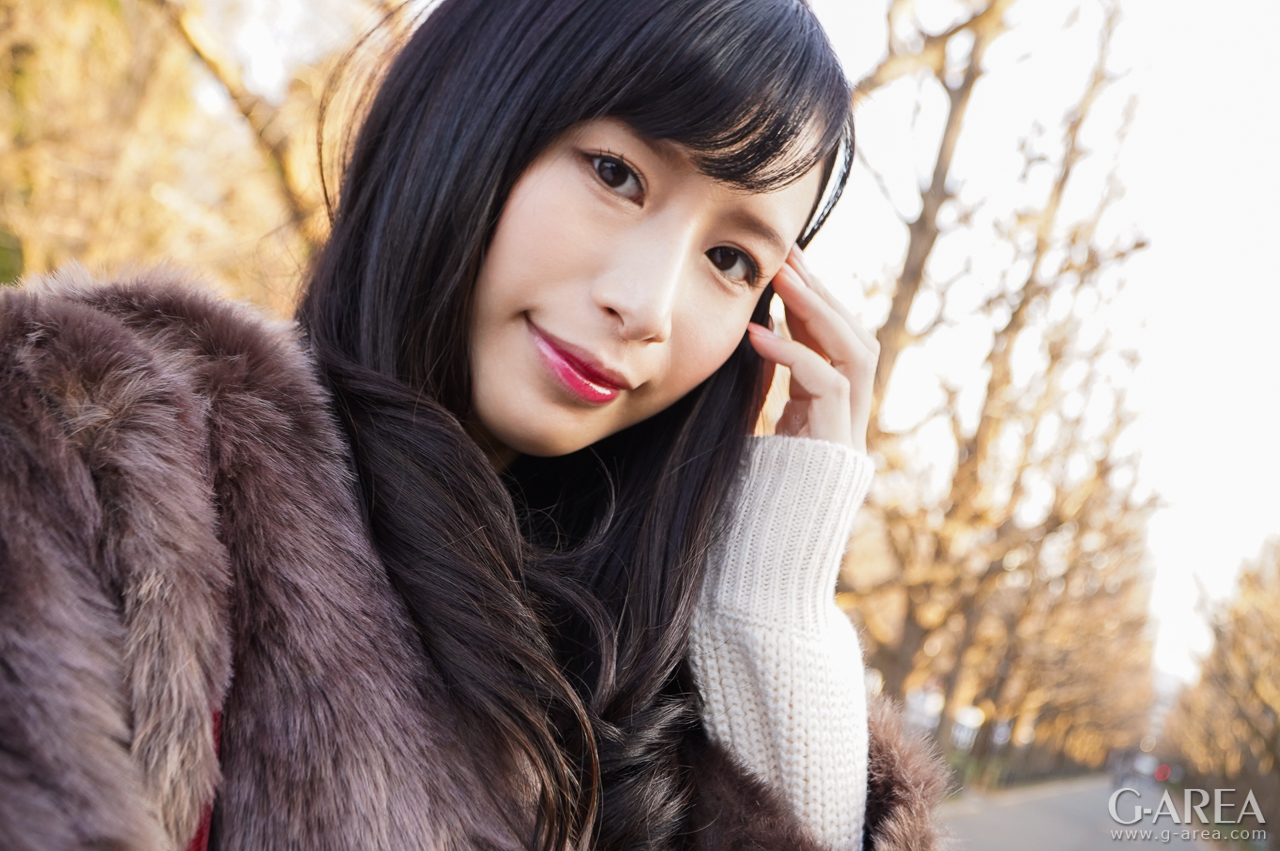 �摜���N���b�N����Ǝ��֐i�݂܂�