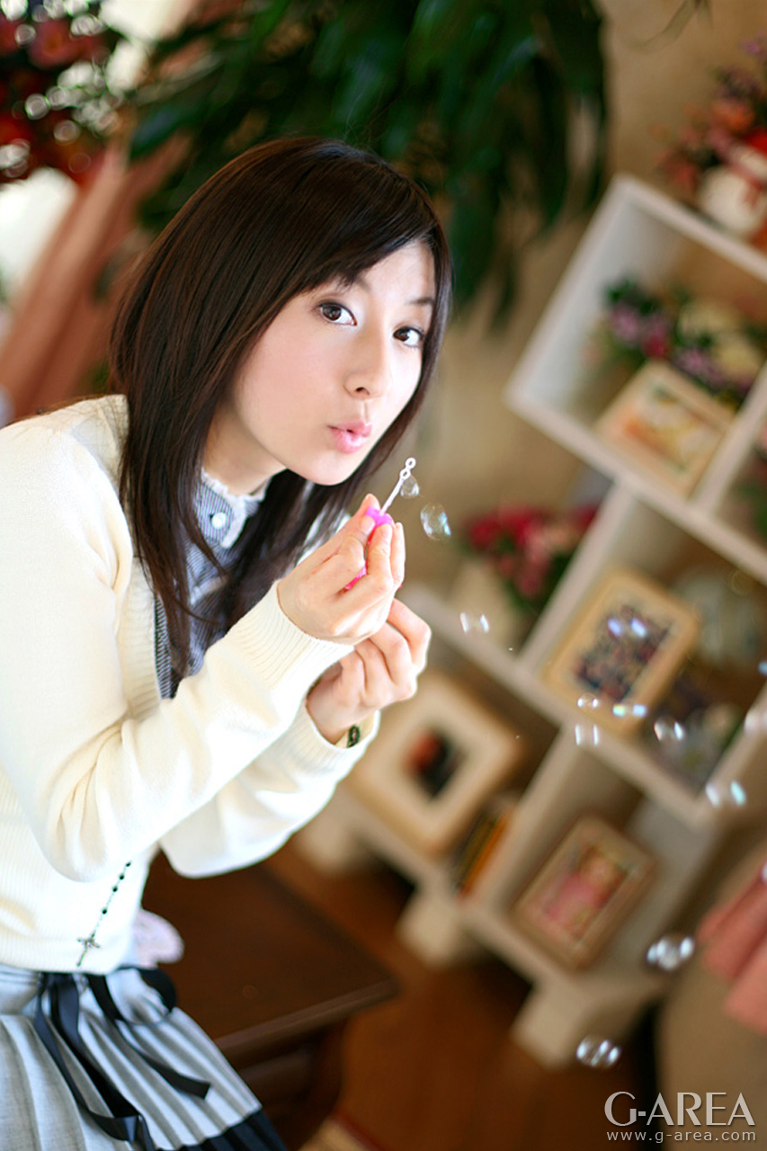 �摜���N���b�N����Ǝ��֐i�݂܂�